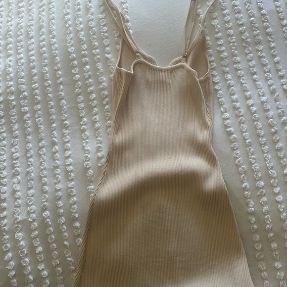 DISSH cream midi dress - Picture 4 of 4